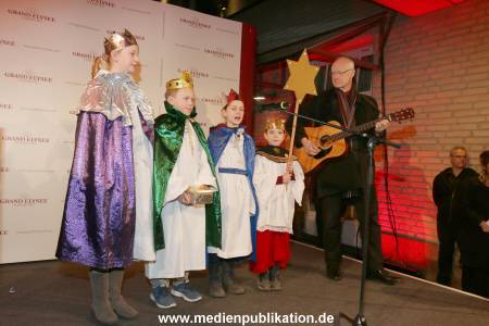Neujahrspunsch Elysee 06012015 100