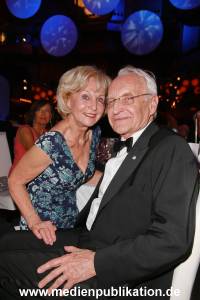 Sportpresseball 04112017 600