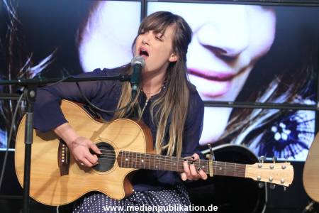 Julia Stone 23102012 026
