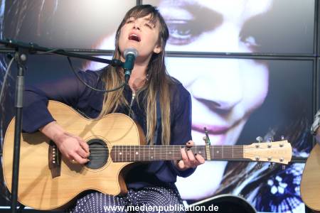 Julia Stone 23102012 043