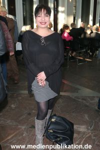 Neujahrspunsch Komoedie 04012015 119