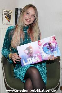 Lina Larissa Strahl 20102017 047