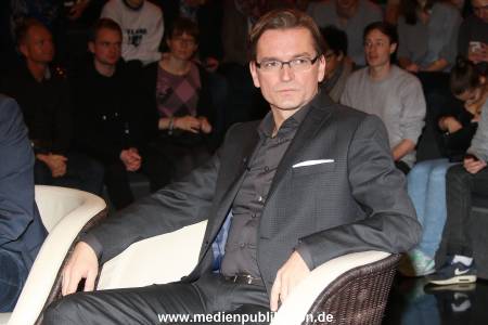 Lanz Sendung2 18112015 030