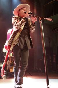 Kiefer Sutherland 10062018 011