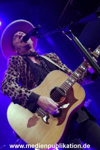 Kiefer Sutherland 10062018 040