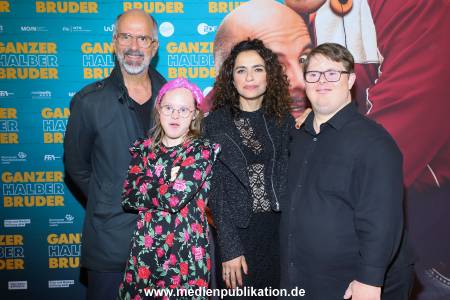 Ganzer halber Bruder 17092025 058