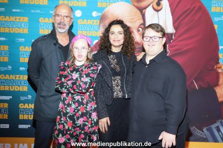 Ganzer halber Bruder 17092025 062