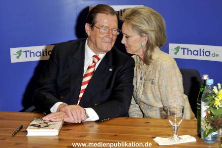 Roger Moore Thalia 30052009 003