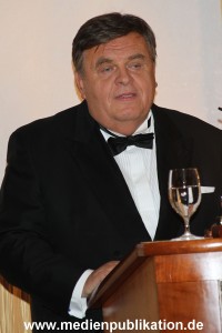 Champagner Preis 07032011 120