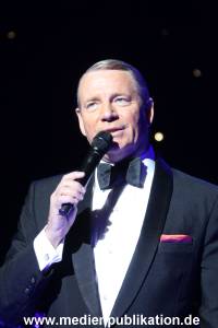 Sinatra 05012016 007