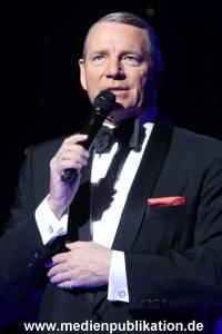 Sinatra 05012016 008