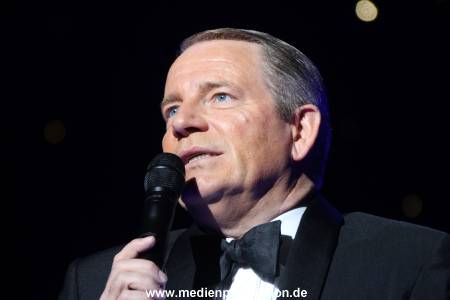 Sinatra 05012016 028