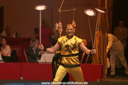 Dinner Circus 10112005 083
