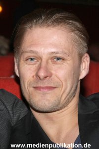 Poll 28012011 014