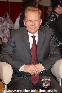 3nach9 04052012 093