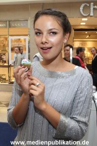 Kiehls Opening 18062011 110