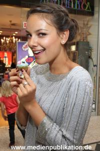 Kiehls Opening 18062011 118