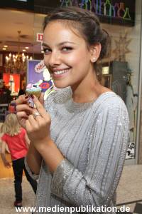 Kiehls Opening 18062011 119