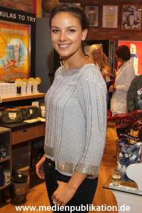 Kiehls Opening 18062011 190