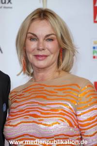 GoldeneBildDerFrau 20112024 569