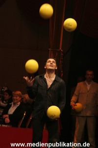 Dinner Circus 10112005 094