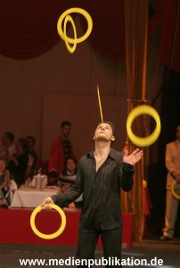 Dinner Circus 10112005 098
