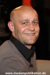 3nach9 28102011 001