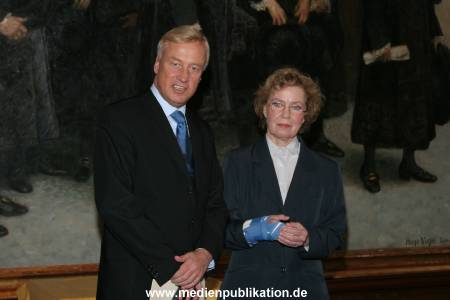 Bundesverdienstkreuz Pohl 30112005 007