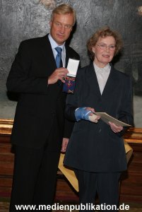 Bundesverdienstkreuz Pohl 30112005 038