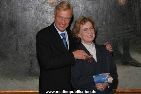 Bundesverdienstkreuz Pohl 30112005 054
