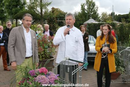 Charity Blumen AKK 15092013 020