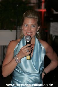 Blauer Ball 2005 014