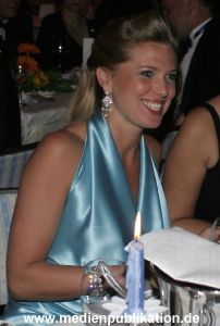 Blauer Ball 2005 021