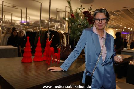 Alsterhaus ChristmasShopping 20112025 793
