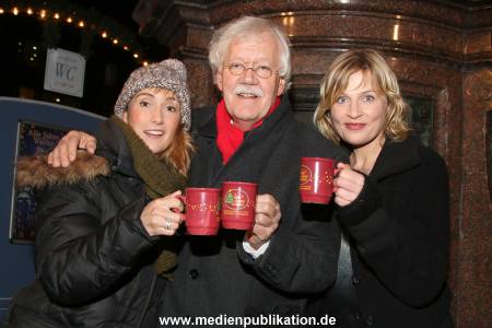 Weinhachtsmarkt Charity 12122013 002