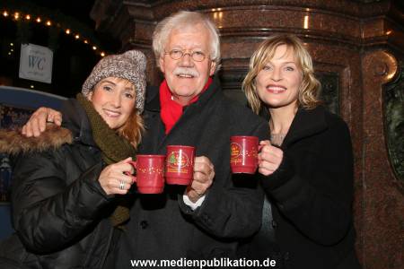 Weinhachtsmarkt Charity 12122013 006