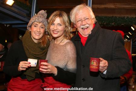 Weinhachtsmarkt Charity 12122013 009