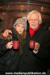 Weinhachtsmarkt Charity 12122013 019
