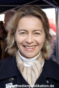 Bahlsen Charity 08122007 010