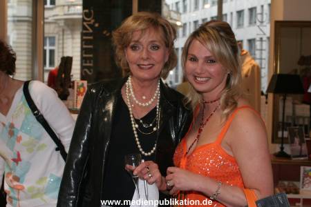 Dress for success 14062005 079
