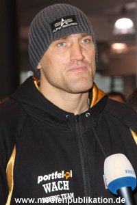 Klitschko Wiegen 07112012 045
