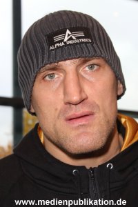 Klitschko Wiegen 07112012 046