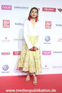 Goldene Bild der Frau 21102017 374