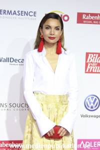 Goldene Bild der Frau 21102017 377
