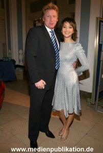 Blauer Ball 01042006 001