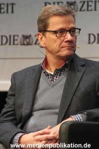 Westerwelle 25112012 014