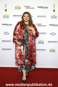 GoldeneBildDerFrau 11102023 070