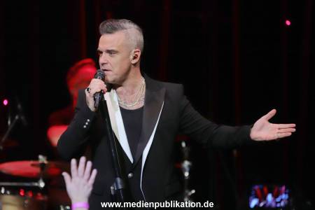 Robbie Geheimkonzert 05122019 202