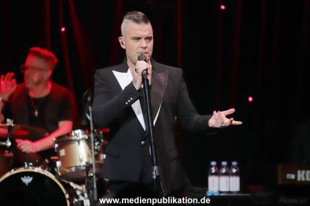 Robbie Geheimkonzert 05122019 307