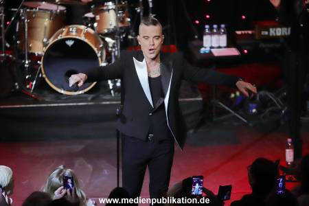 Robbie Geheimkonzert 05122019 333